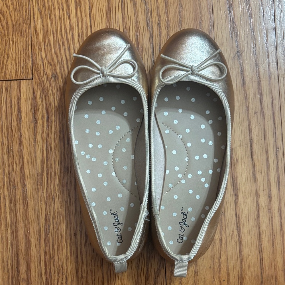Cat & Jack Girls Metallic Gold Ballerina Flats with Bows- size 13